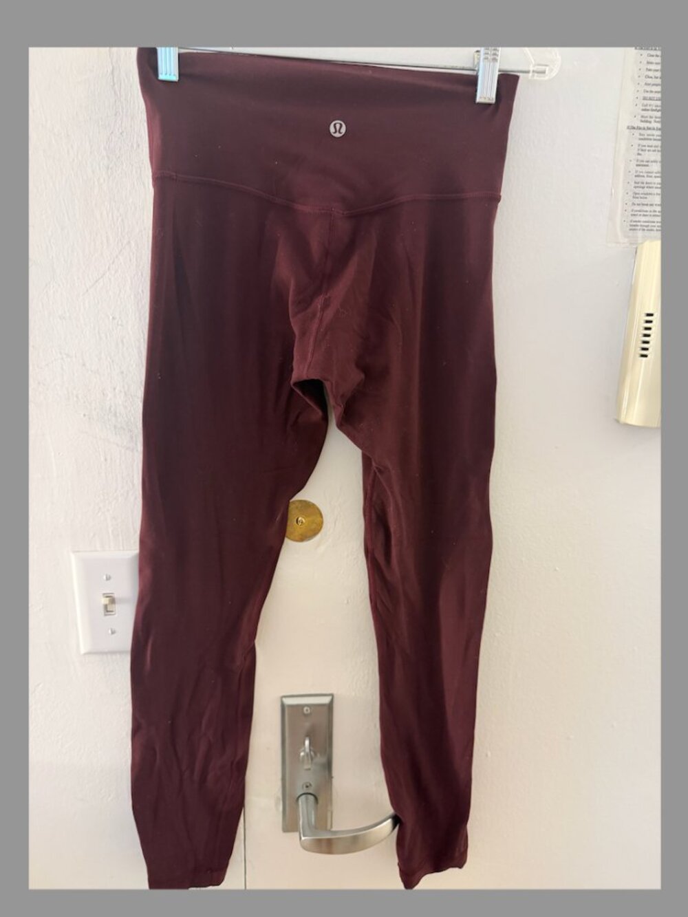 Lululemon High Rise Wunder Under - Picture 3 of 3